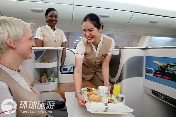 阿联酋航空公司空姐服务特色