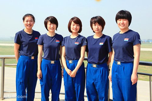 中国女飞毕业三年开歼10:早年开歼7需六年