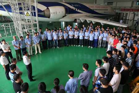 中国商飞贺东风到ARJ21-700飞机西安外场试验