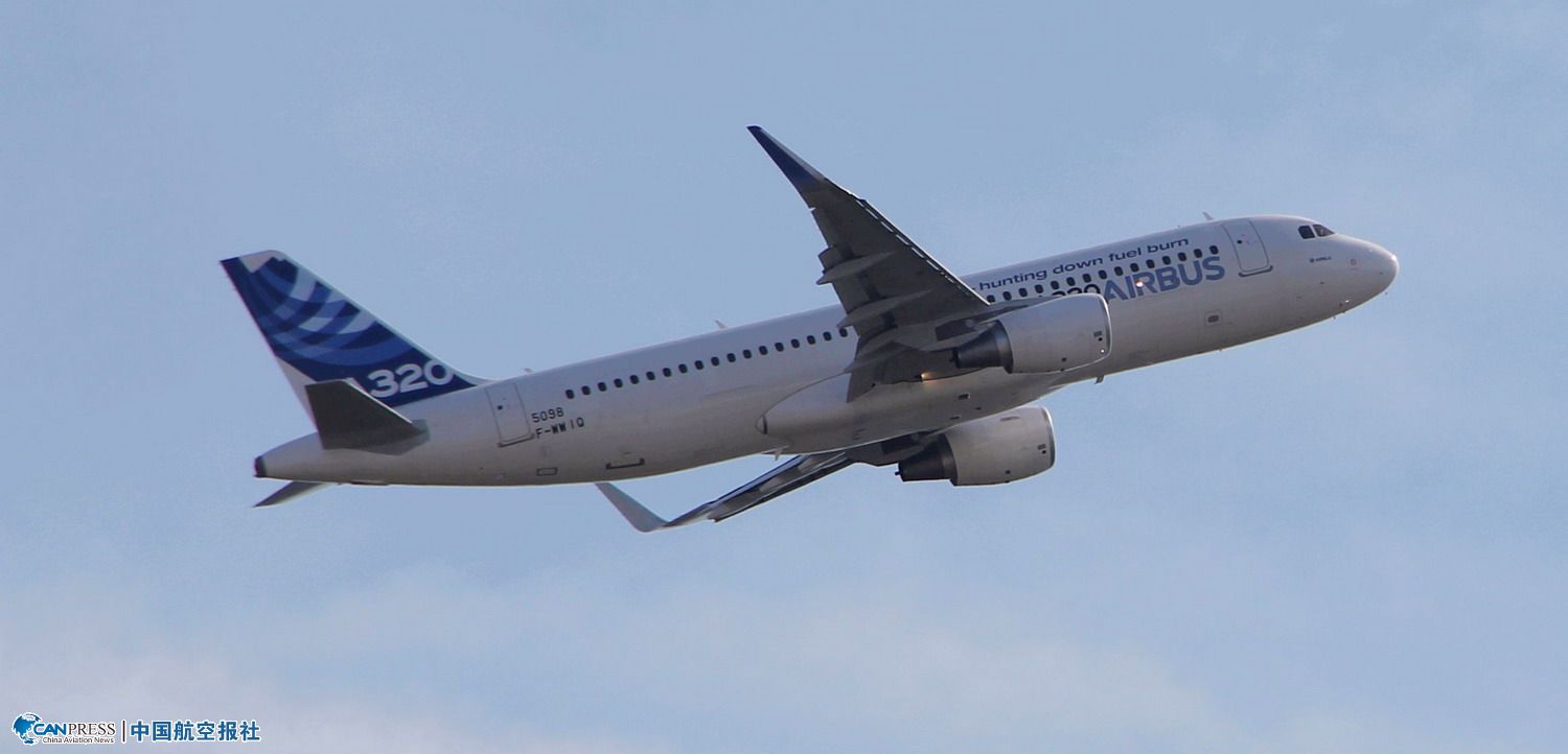 柏林航展开幕前夕空客A320进行飞行预演