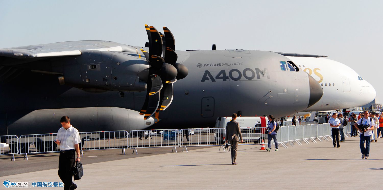 空客A400M军用运输机惊艳柏林