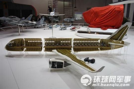 国产C919大飞机订单达330架 建信金融租赁加