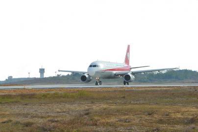 博鱼体育官网入口南充机场新跑道试飞成功 可供空客波音客机起降(图1)