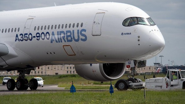 首架空客A350XWB宽体飞机完成整体涂装