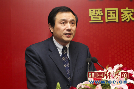 中国商飞与外专局就引进国外智力工作行动计划