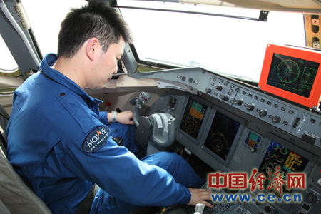 ARJ21-700飞机进行大侧风适应性飞行