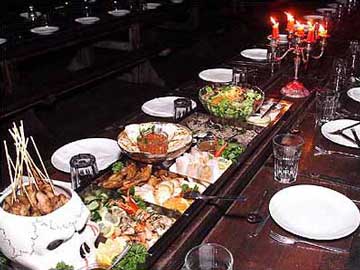 另类饮食情趣 让胆小鬼断魂的鬼屋主题餐馆(图