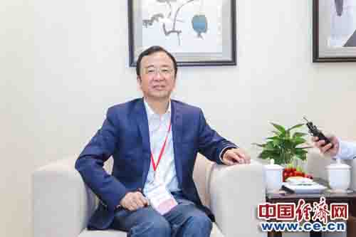 亚宝董事长_亚通董事长贾相国图片