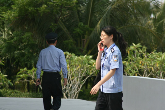 [����]�ѽ�פ������̳�����ľ���