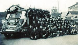 重庆交通发展史:60年前马车当公交