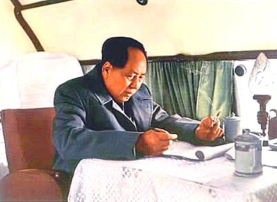 毛泽东政治秘书林克回忆:主席在飞机上学英语