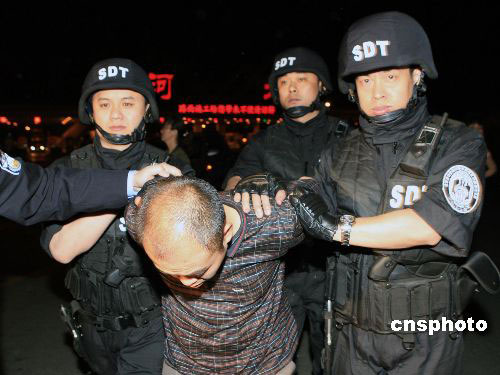 5��11�գ����������ɹ�����һ���ش������ʰ������ʱ��ɹ���ȣ�4�����������˷ֱ��ڱ���������ȫ�����������������������Ǳ�Ѻ��ر�����