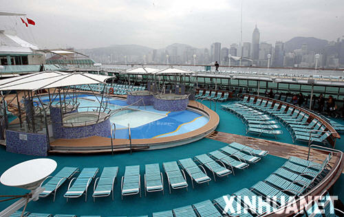 亚洲最大邮轮香港作母港 豪华套房有酒吧钢琴