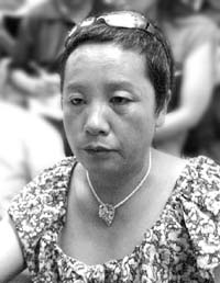 饶颖怒斥赵忠祥素质极差 否定一百万私了(图)