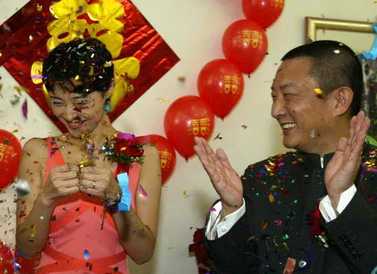 刘蓓、张黎中秋节刚结婚称:我们恋爱很实在!(图