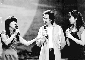 童安格新专辑《青春手卷》送歌迷(附图)