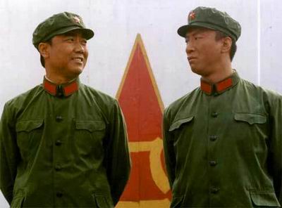 《军歌》仿《激情》 吕丽萍称克隆情有可原(附