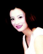 甜歌皇后李玲玉被爆违合约 拖欠保姆工资(图)