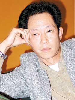 记者王志文拒谈记者 黄建新《求求你表扬