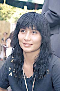 《蝴蝶》威尼斯首映 赌王之女何超仪打拼不靠