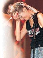 梅艳芳纪念活动陆续登场 三大唱片公司赶制专