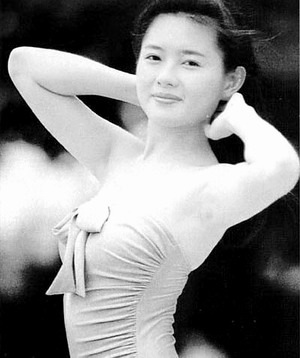 噩梦纠缠挥之不去 看娱乐圈传闻女明星(组图)