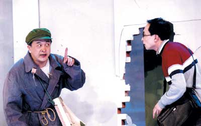黄宏、巩汉林出演小品《装修》