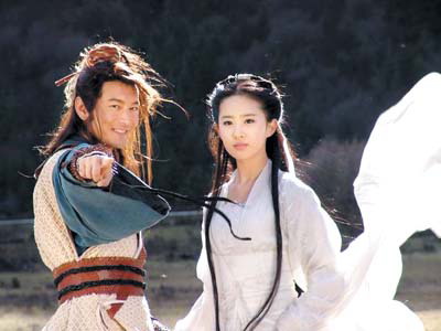 片场过新年 黄晓明刘亦菲年三十大战金轮法王(图)