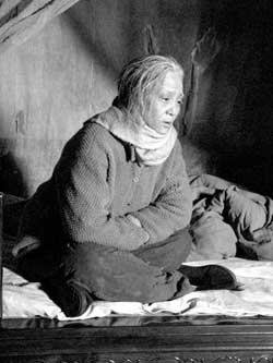 梦回青河 制作后期 刘雪华老妪妆吓着自己(图)