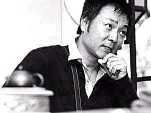 金鸡奖影帝讲述往事 谢园扮蝙蝠吓趴张铁林(图