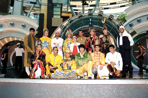 2005亚洲先生出炉:腹肌男赵涌露毛夺冠(图)