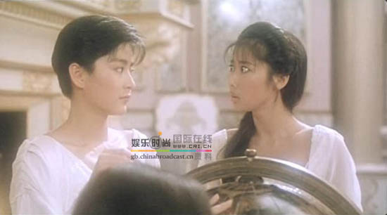 惊叹林青霞帅气男装扮相 早期作品《刀马旦》