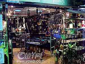 性格店 异国风情本地寻(图)