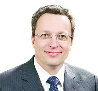 领导的缺点怎么说_领导十个优点十个缺点