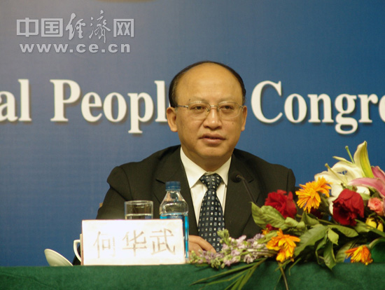 铁道部总工程师何华武