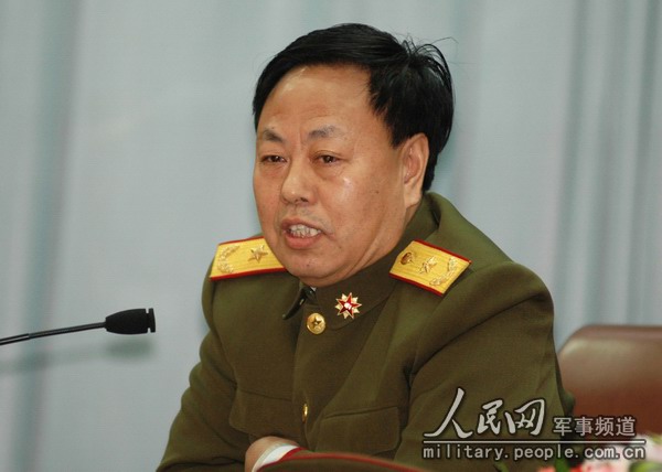 中央军委任命南兵军为山东省军区政委(图)