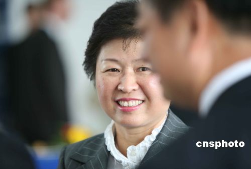 张茵回应质疑 称自己是为国家的利益讲真话(图)