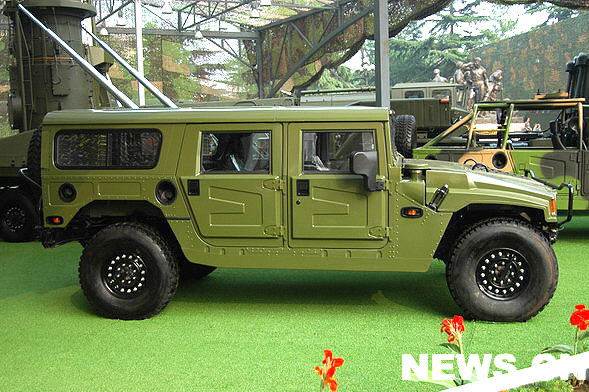 新中国成立以来国防和军队建设成就展展品1